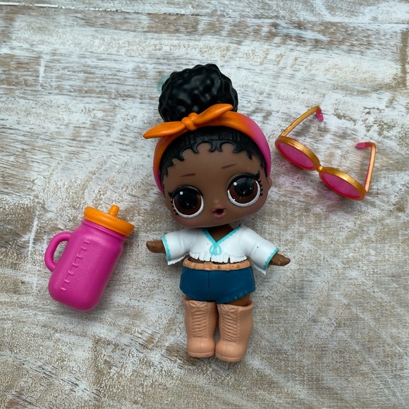 LOL Surprise Dolls - Picture 8 of 11